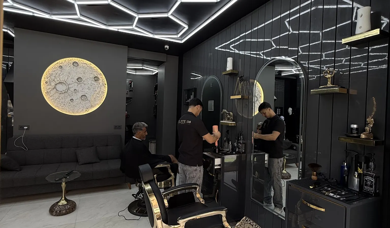 ELITE BARBER 115 - صورة 2