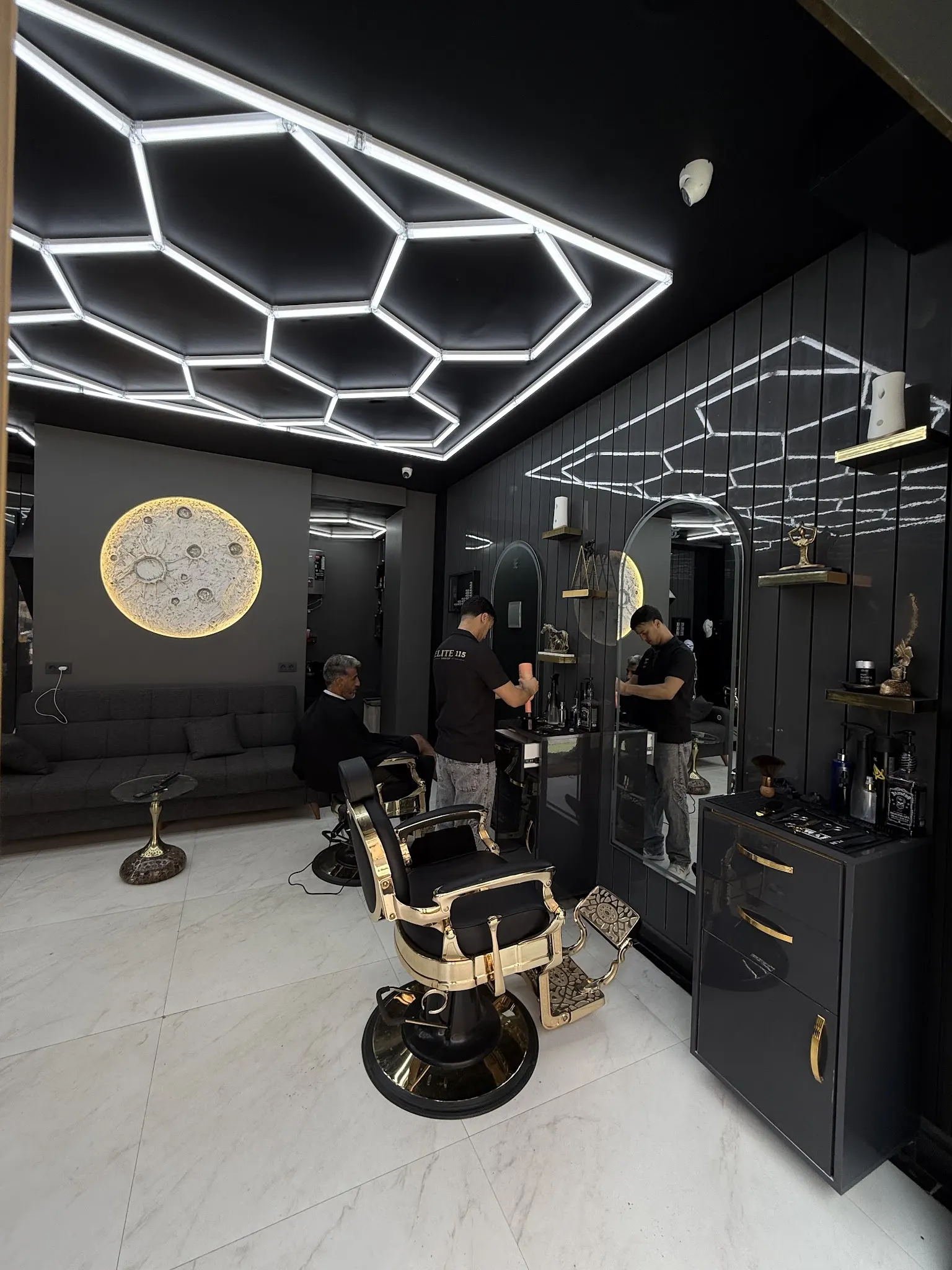ELITE BARBER 115 - صورة 2
