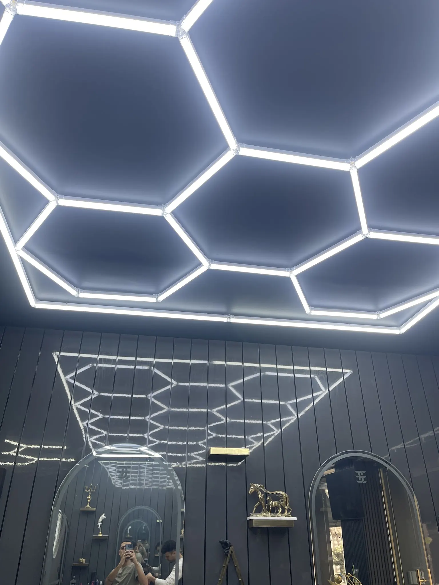 ELITE BARBER 115 - صورة 3