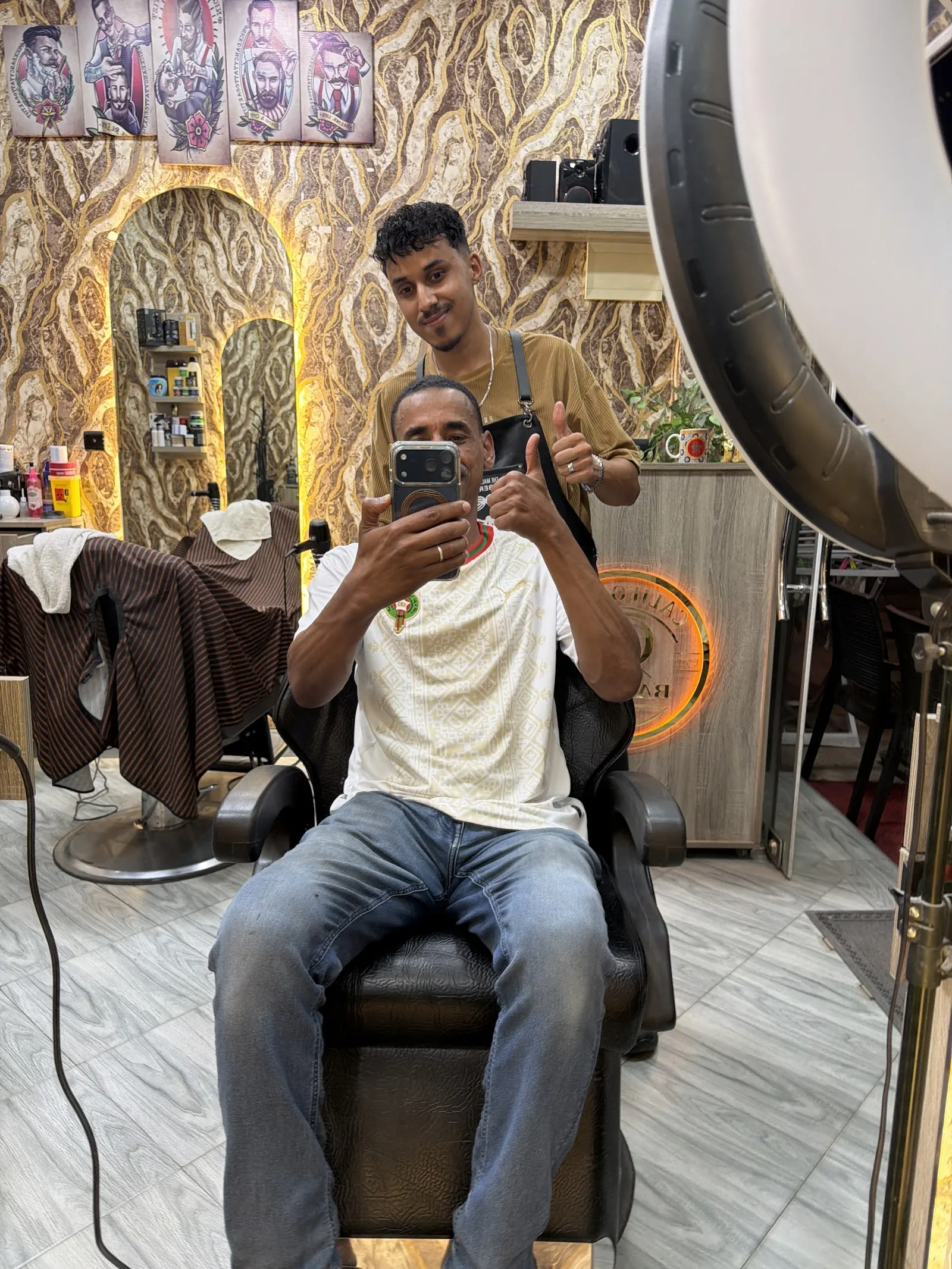 CALIFORNIA BARBER - صورة 2
