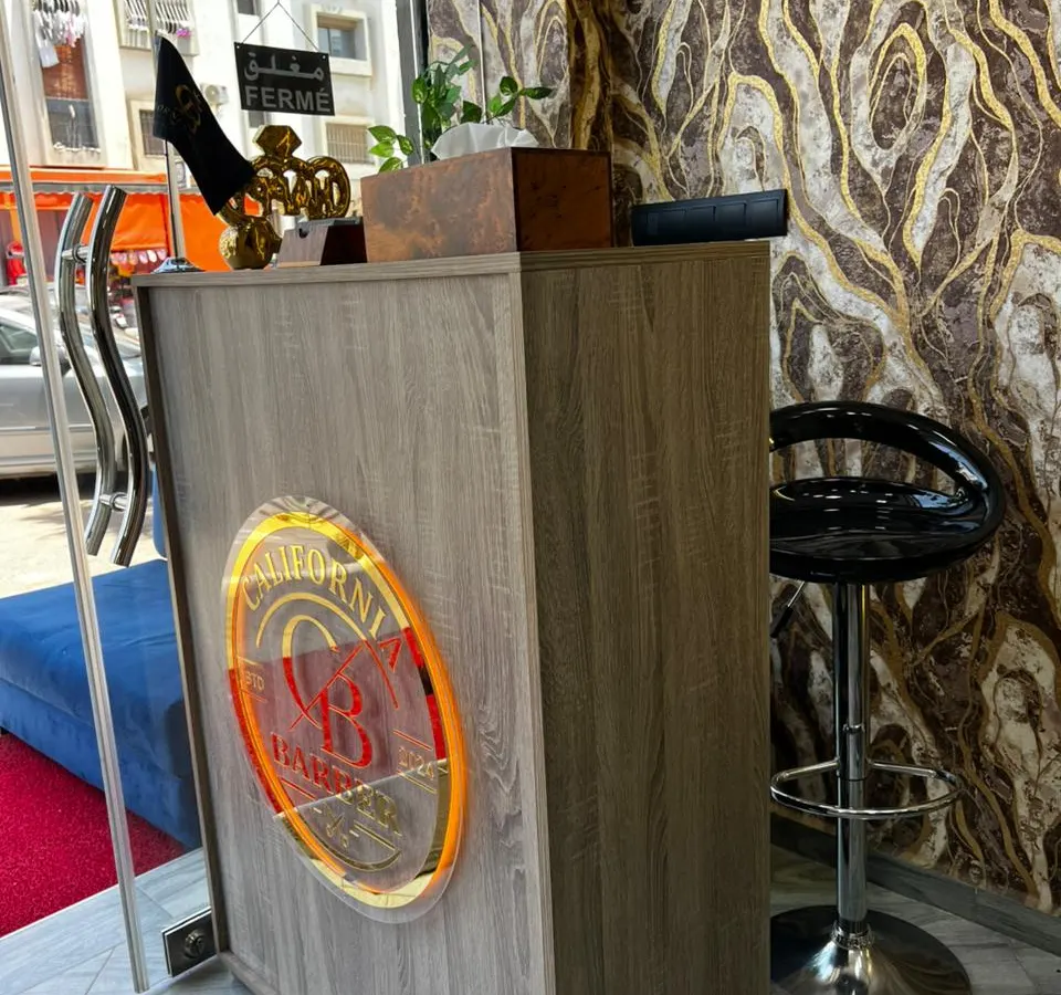 CALIFORNIA BARBER - صورة 3
