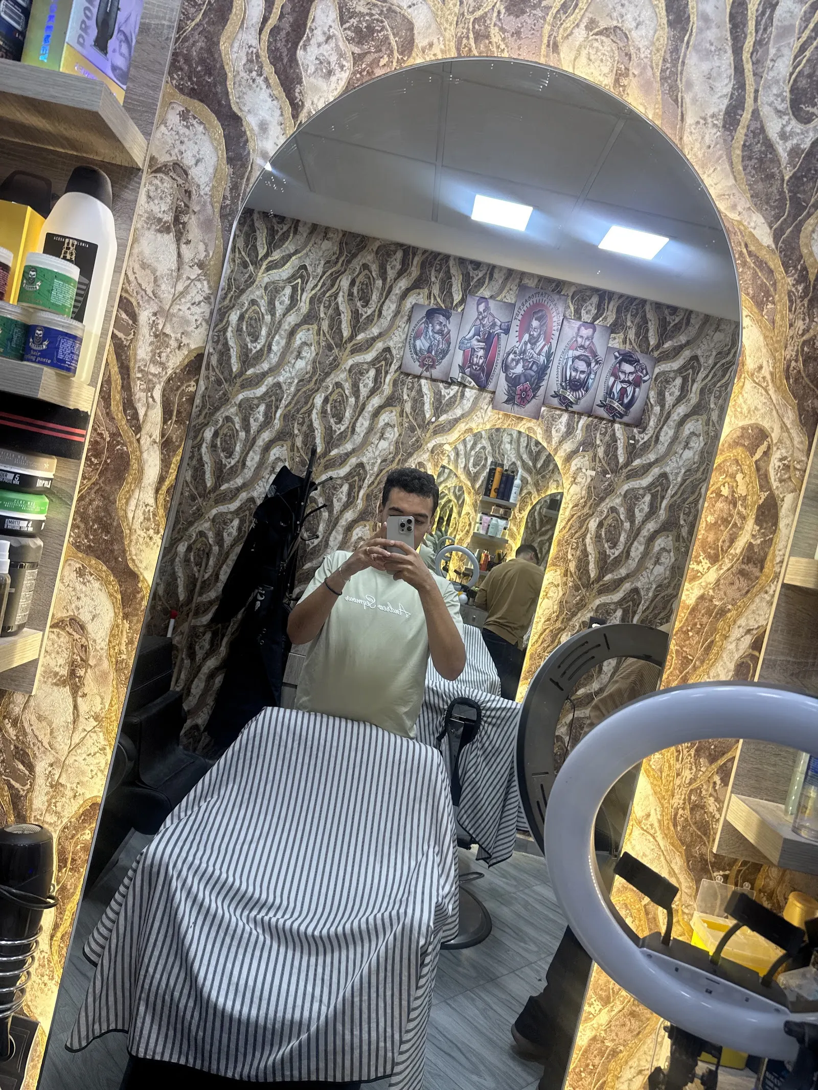 CALIFORNIA BARBER - صورة 5