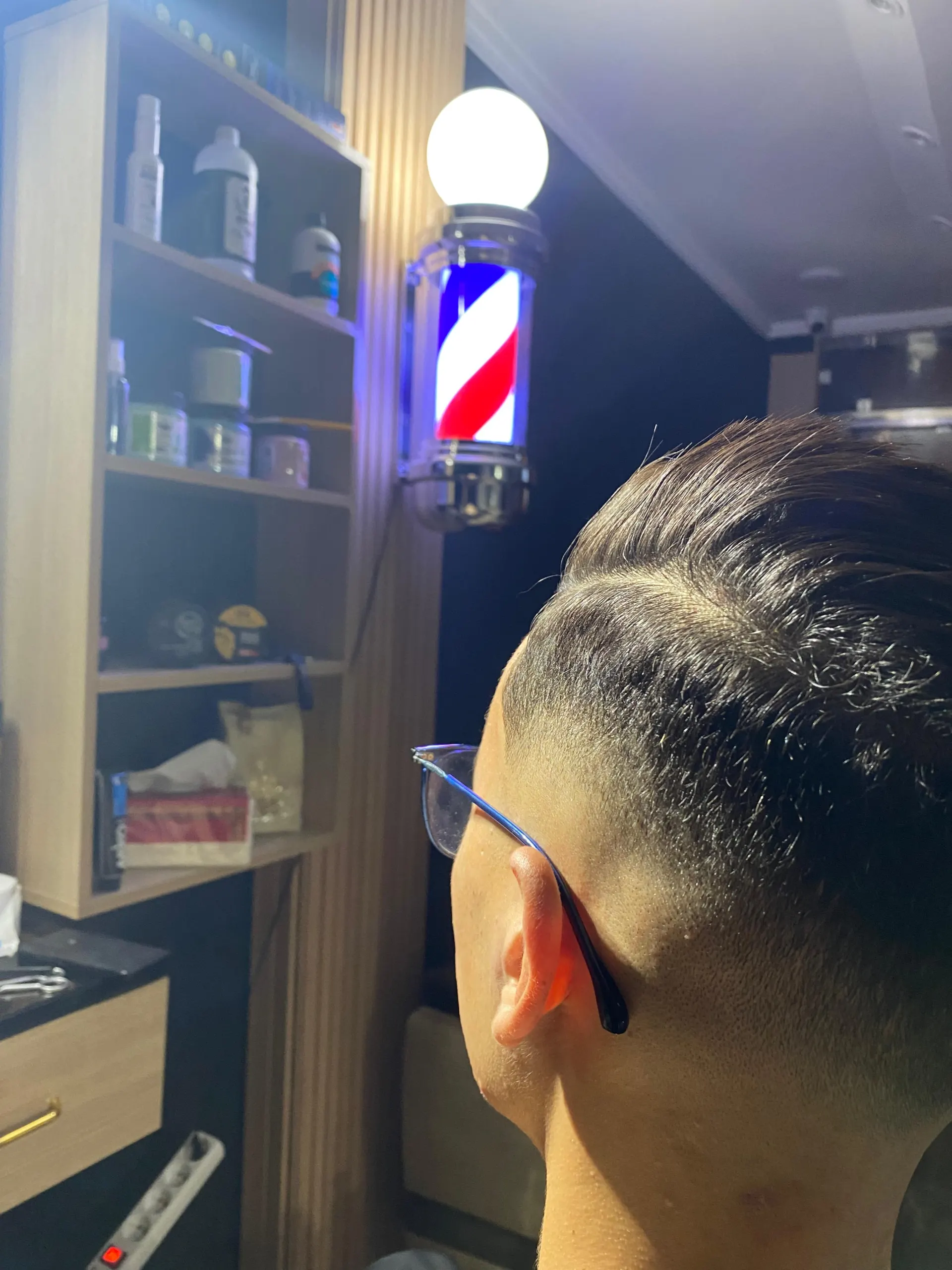 Cuts factory barbershop - صورة 3