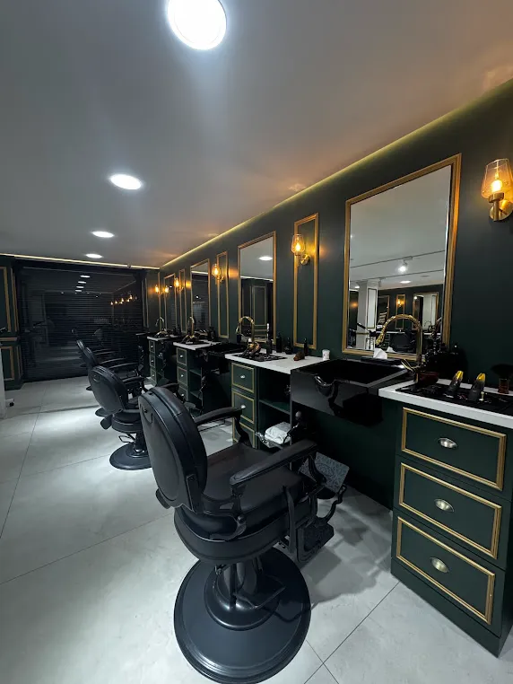 AVIATOR Salon - صورة 7