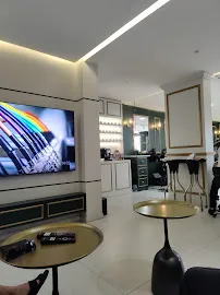 AVIATOR Salon - صورة 5