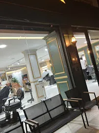 AVIATOR Salon - صورة 6