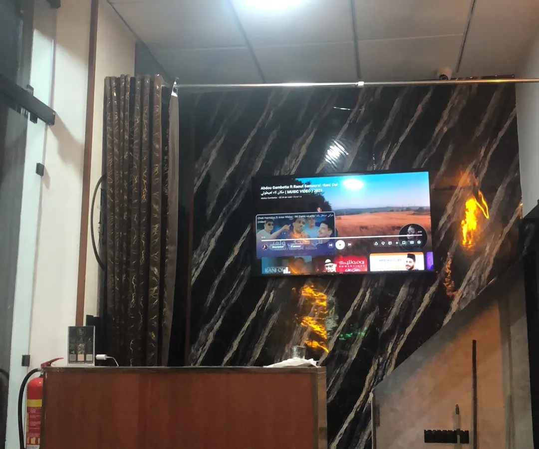 RM Deluxe Barber - صورة 6